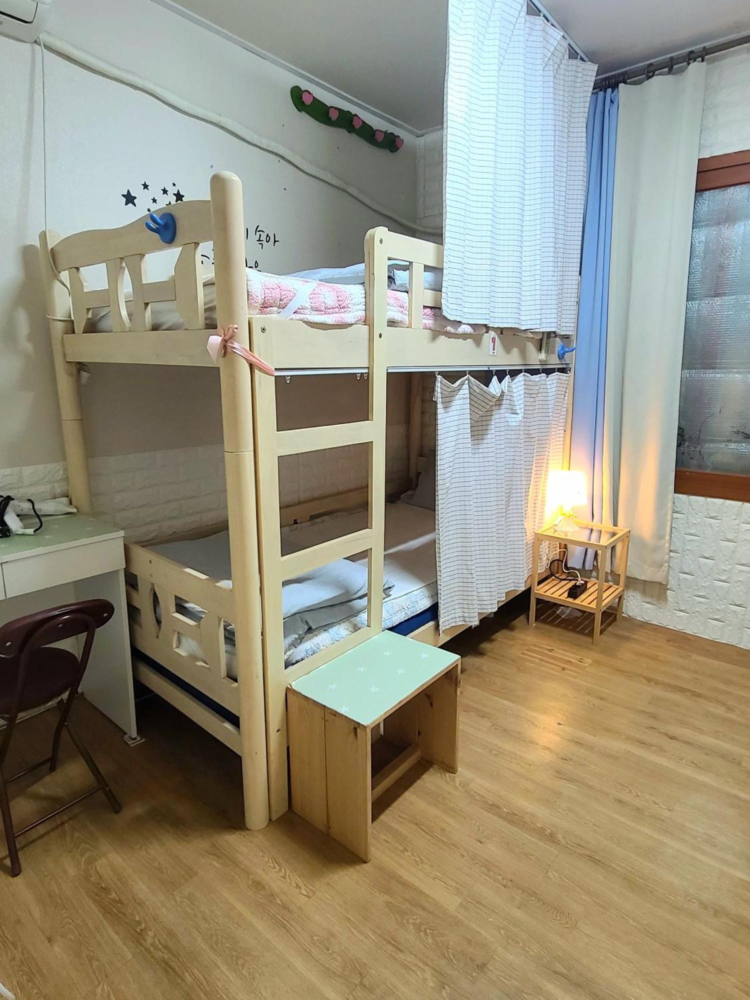 Appletree Guesthouse Seul Zewnętrze zdjęcie